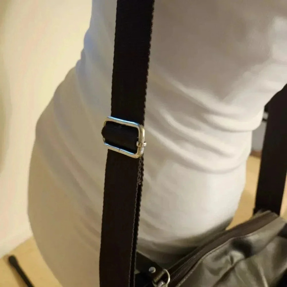 ADOLFO DOMINGUEZ Chocolate Brown Leather Crossbody/Messenger Handbag Purse - Picture 3 of 9